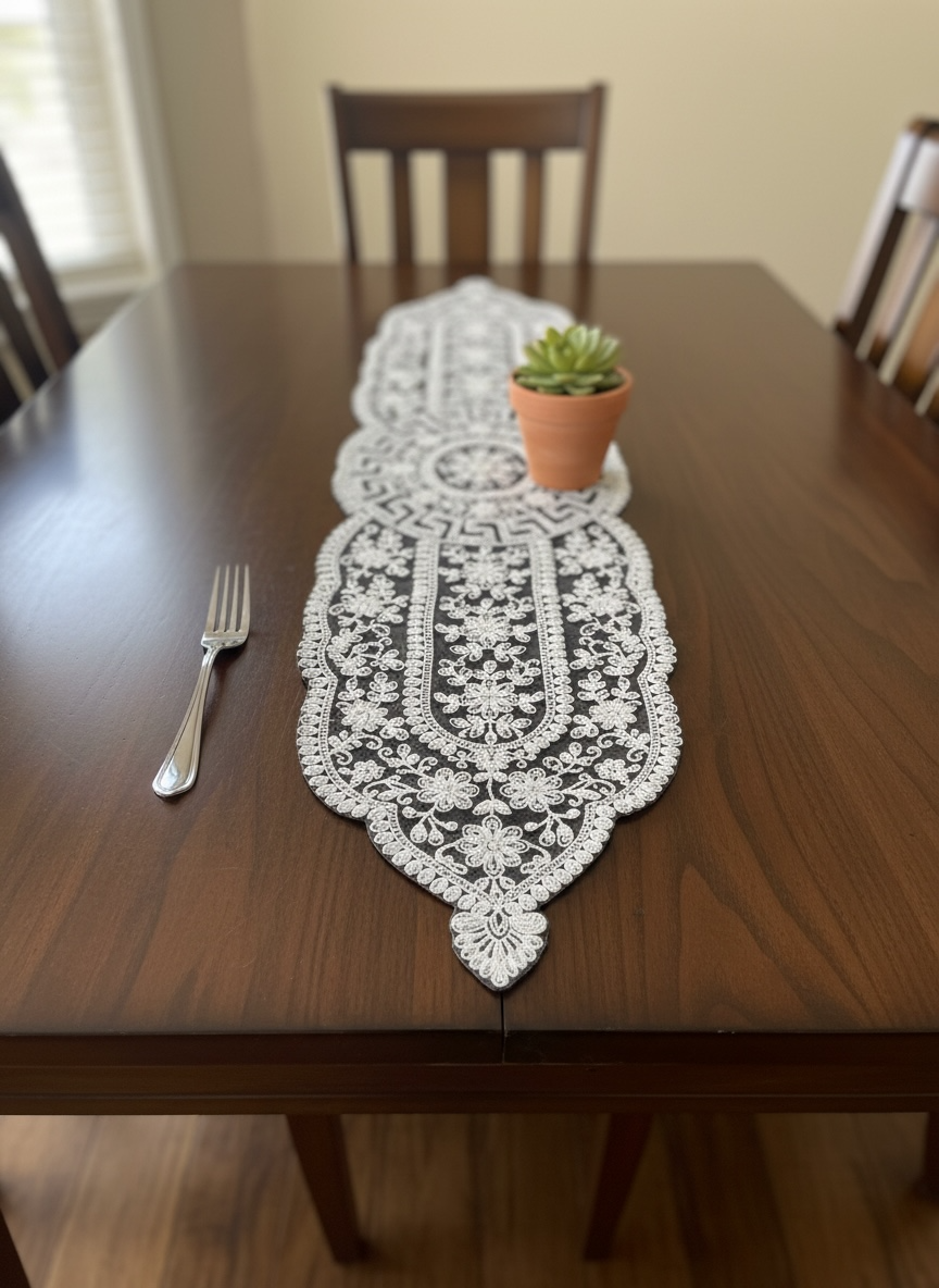 Net Fancy Table Runner (White)
