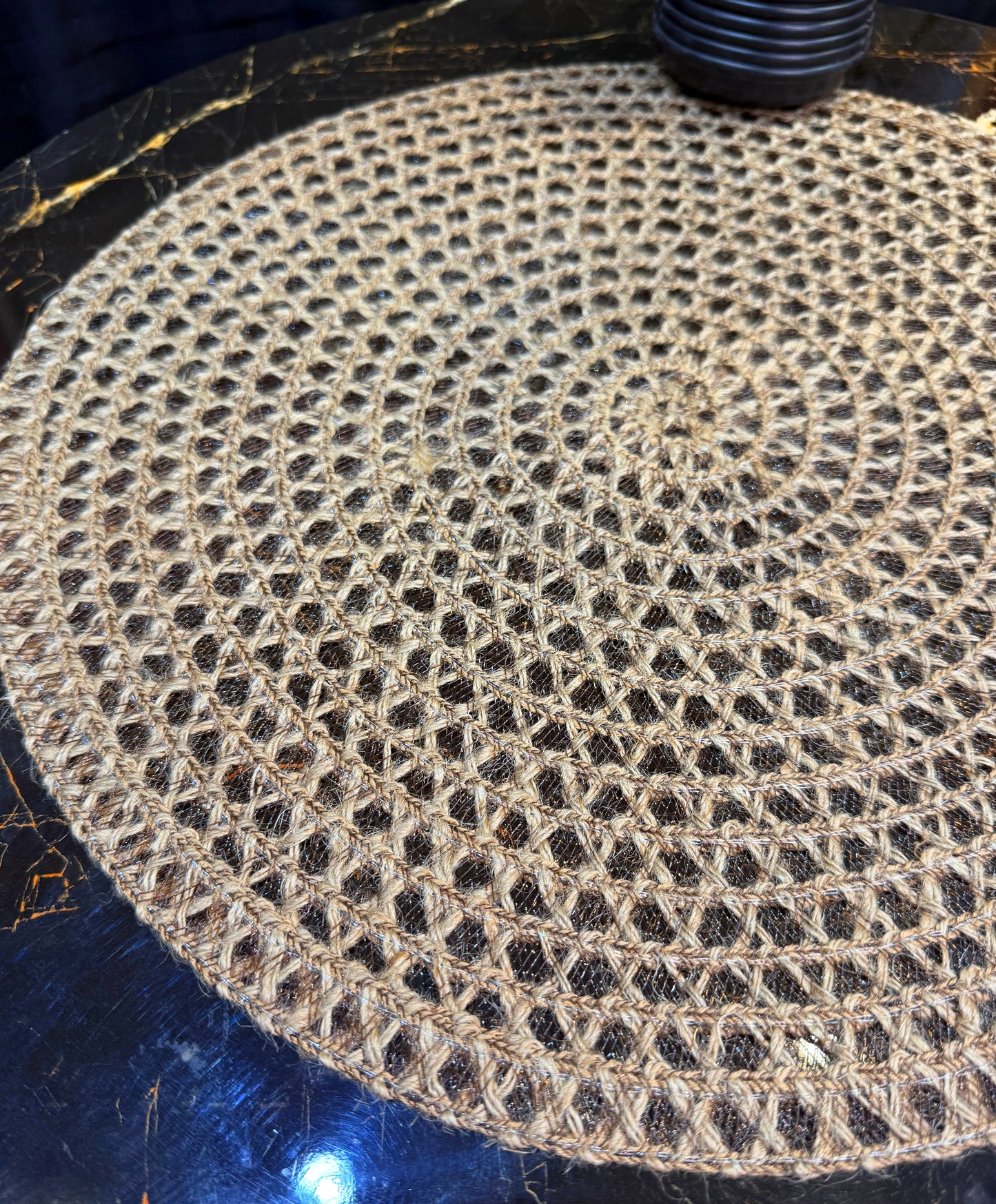 Round Multi Fine Plastic Table Mats 6pc Set