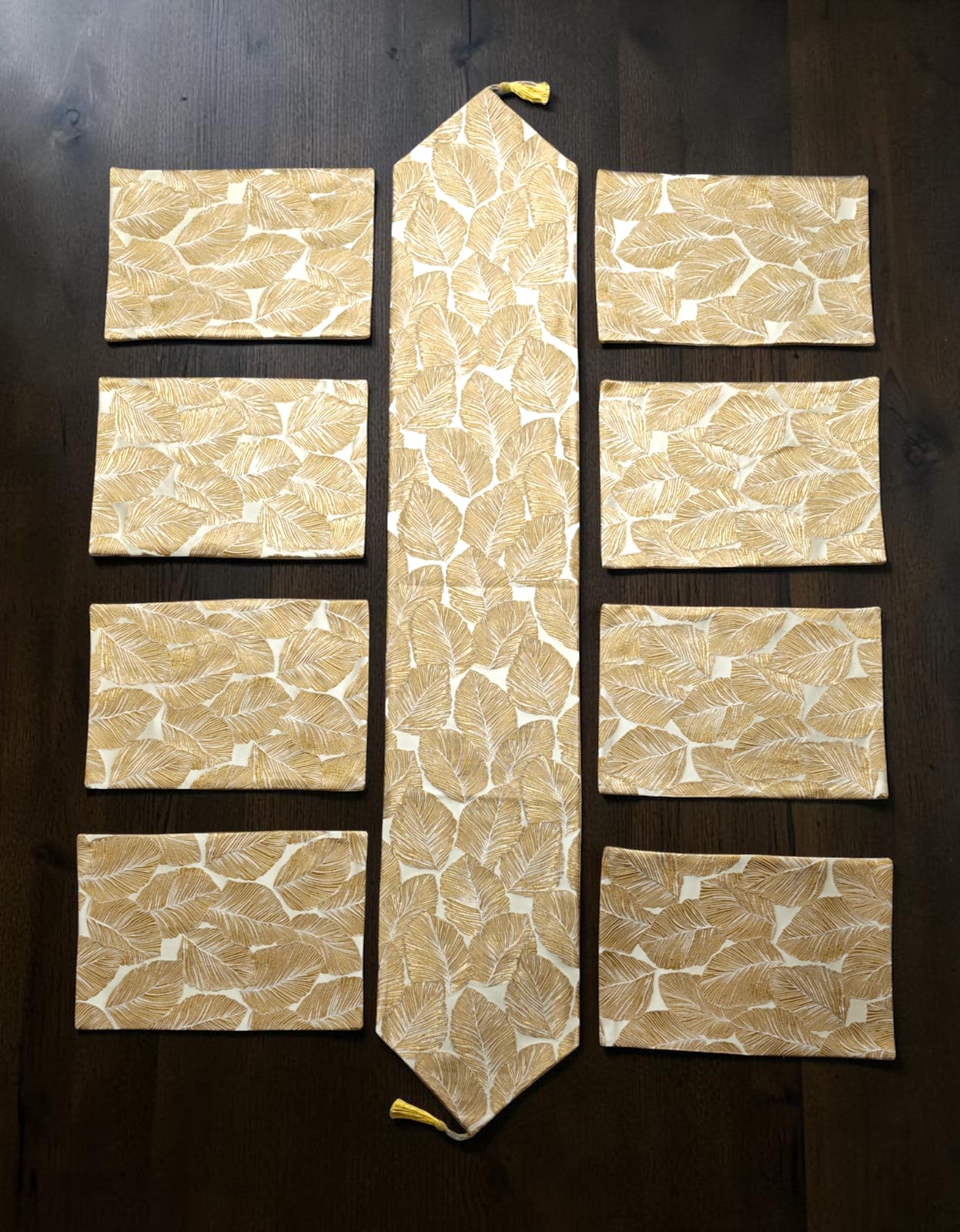 Heavy Jacquard Dining Mat 9pc Set ( 1 Runner & 8 Mats )