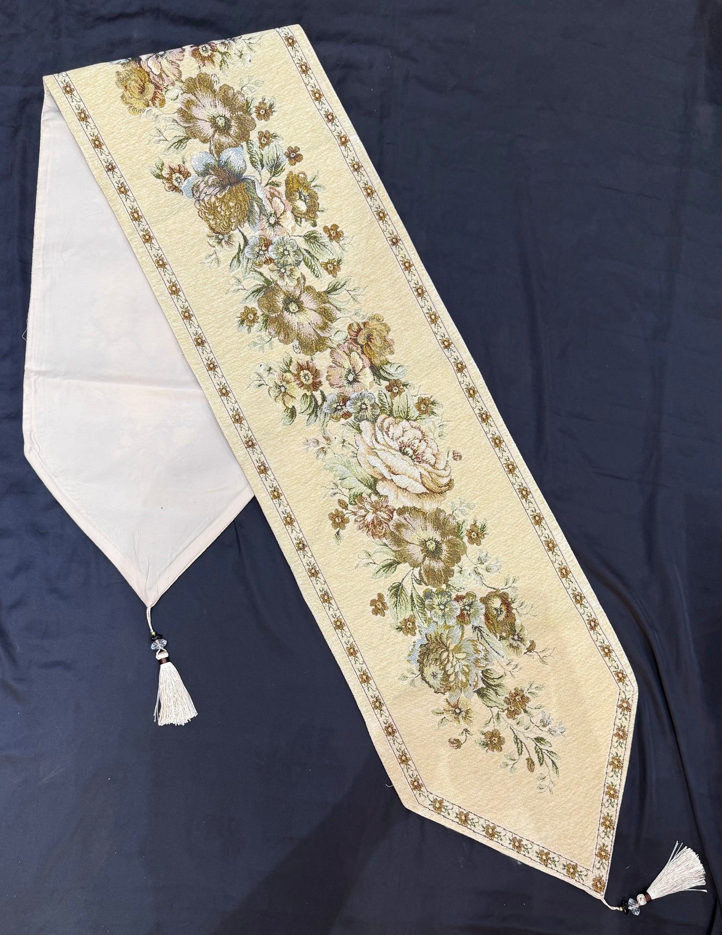 Shanghai Mid Flower China Dining Table Runner