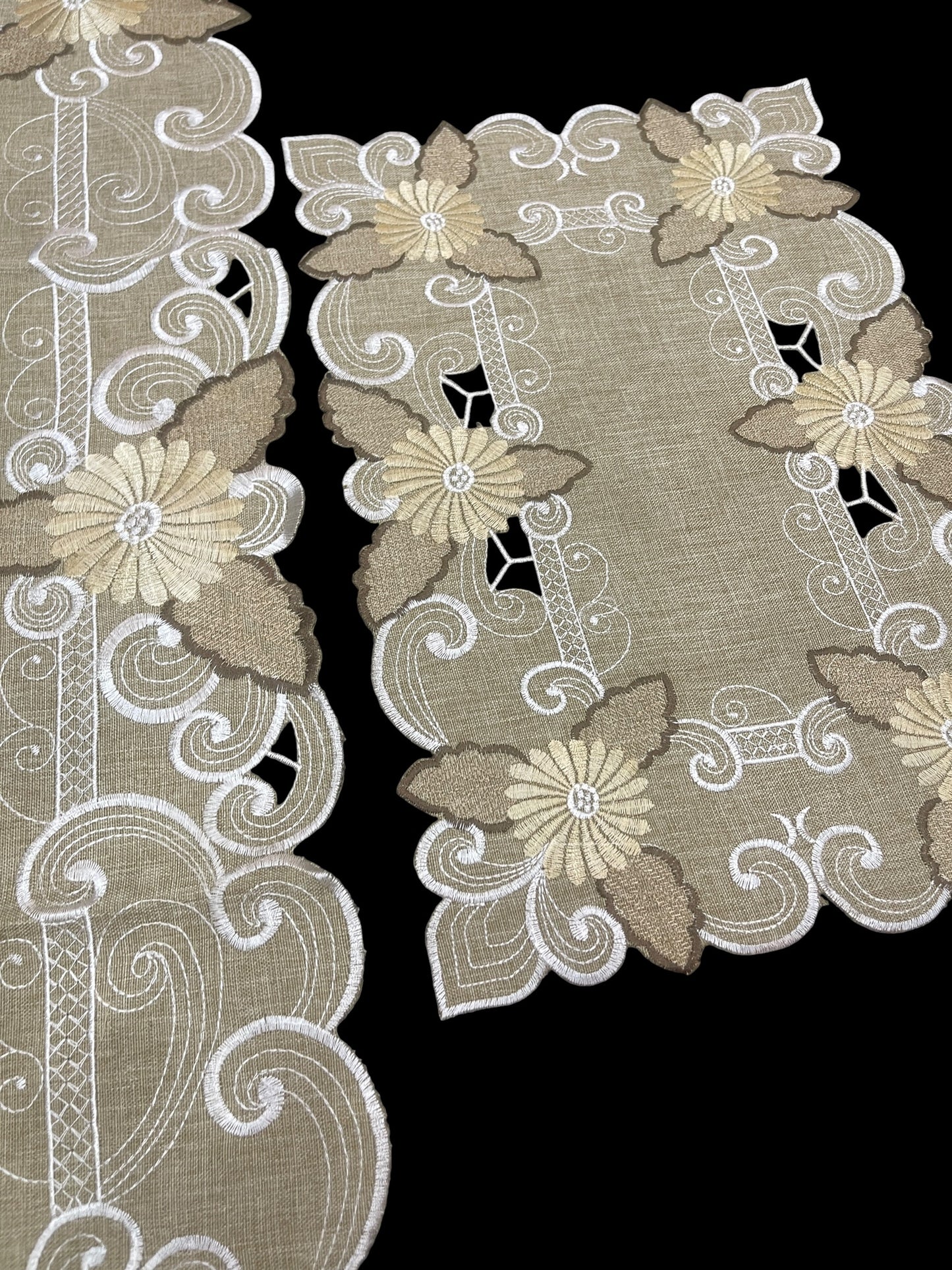 Karandi Cutwork Chinese 3pc Set