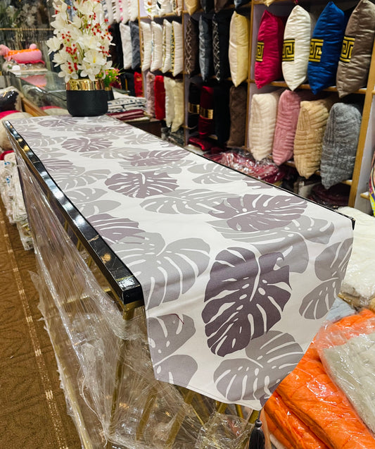 Velvet Jacquard Dining Table Runner