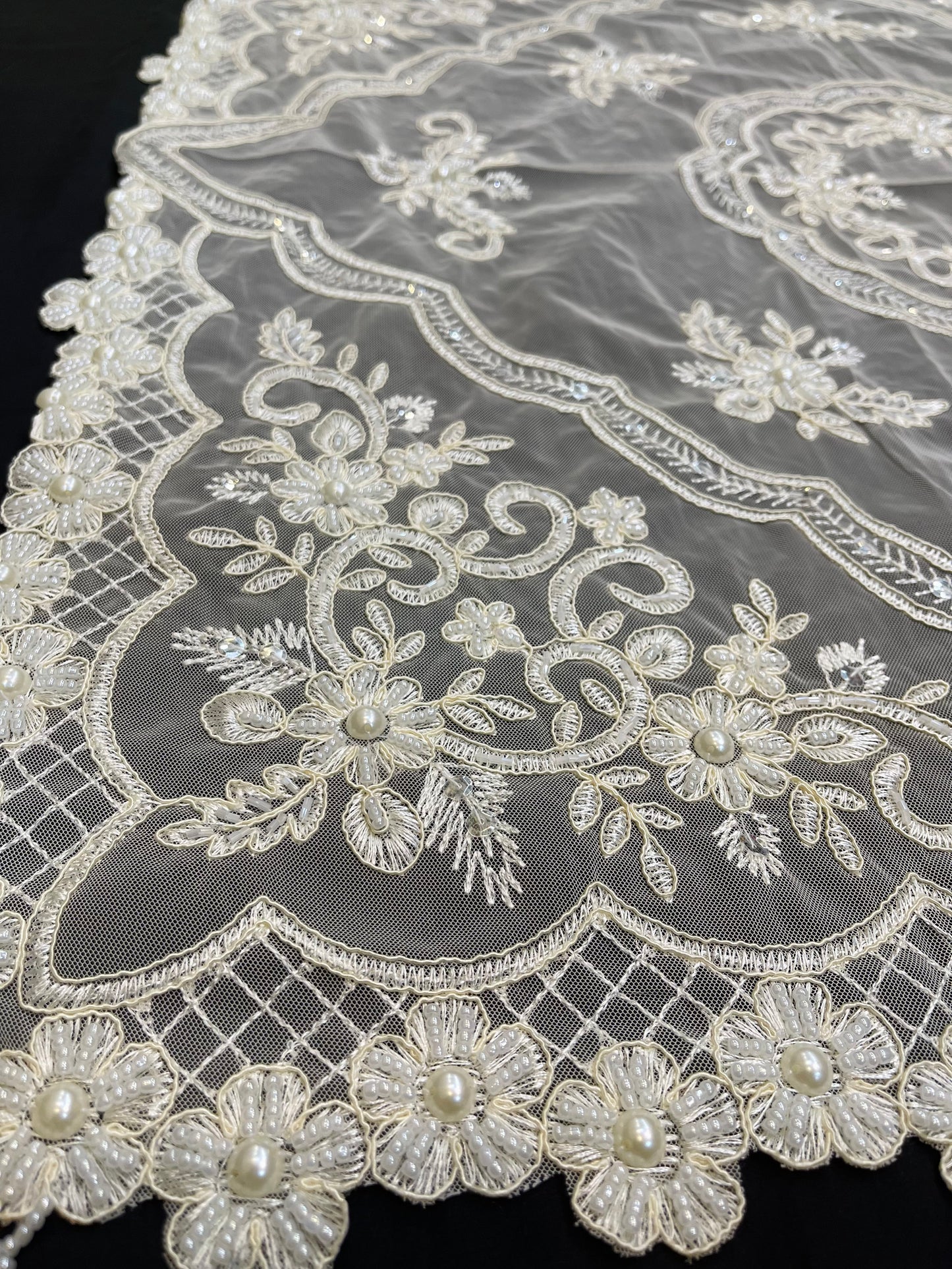 Square Table Fancy Beads Handmade Cover 3 Feet