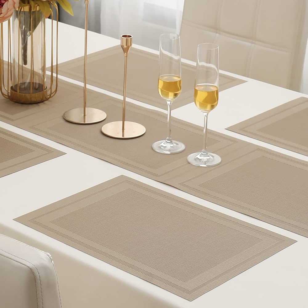 Chatai Plastic 7 PC SET ( 1 Runner & 6 Mats )