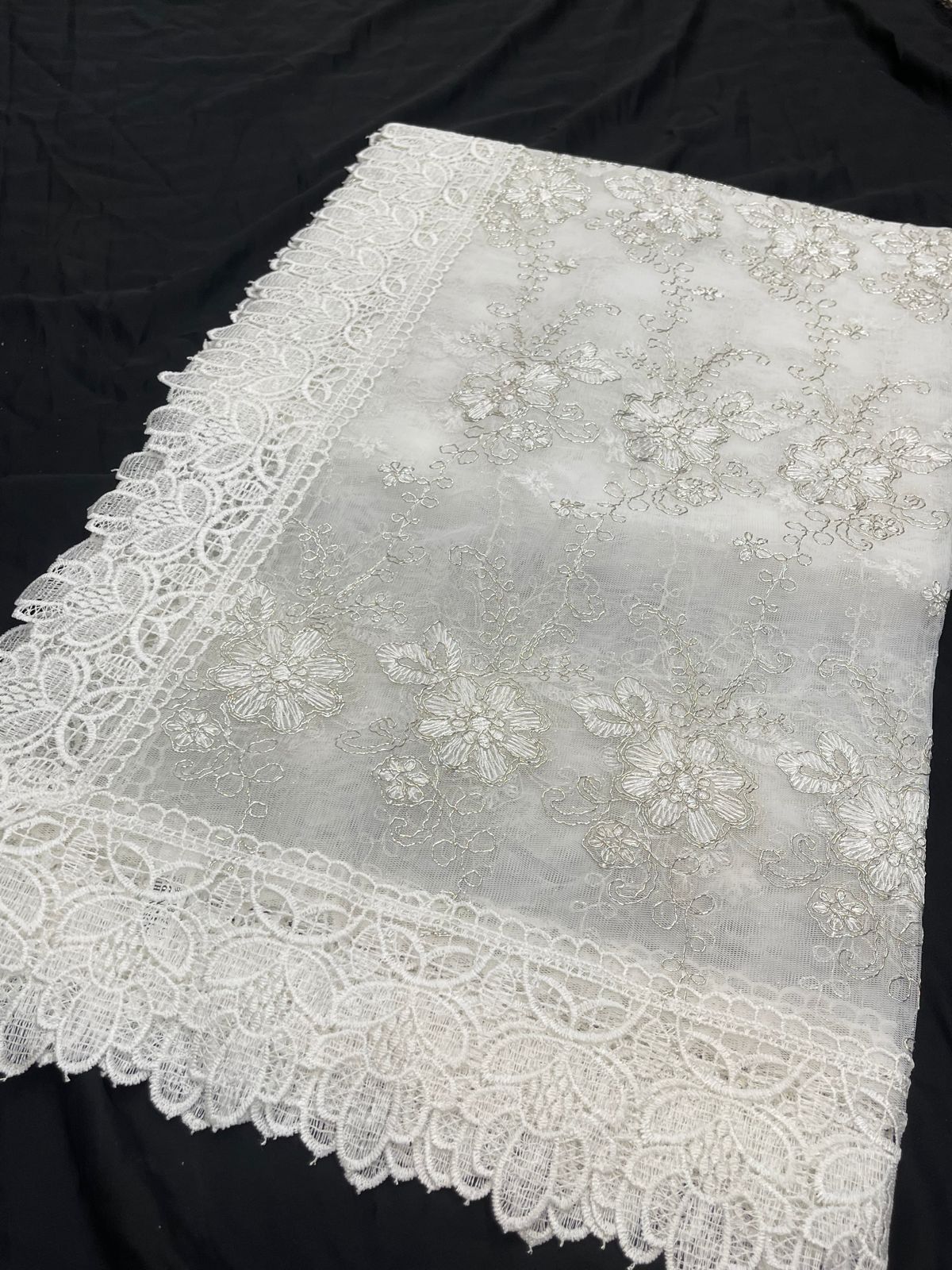 6 CHAIR , Fancy Tilla Dining Table Sheet Ali Bedding Store
